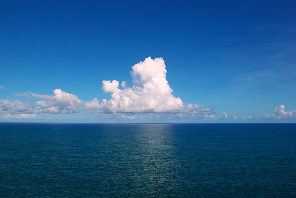 1024px-Clouds_over_the_Atlantic_Ocean